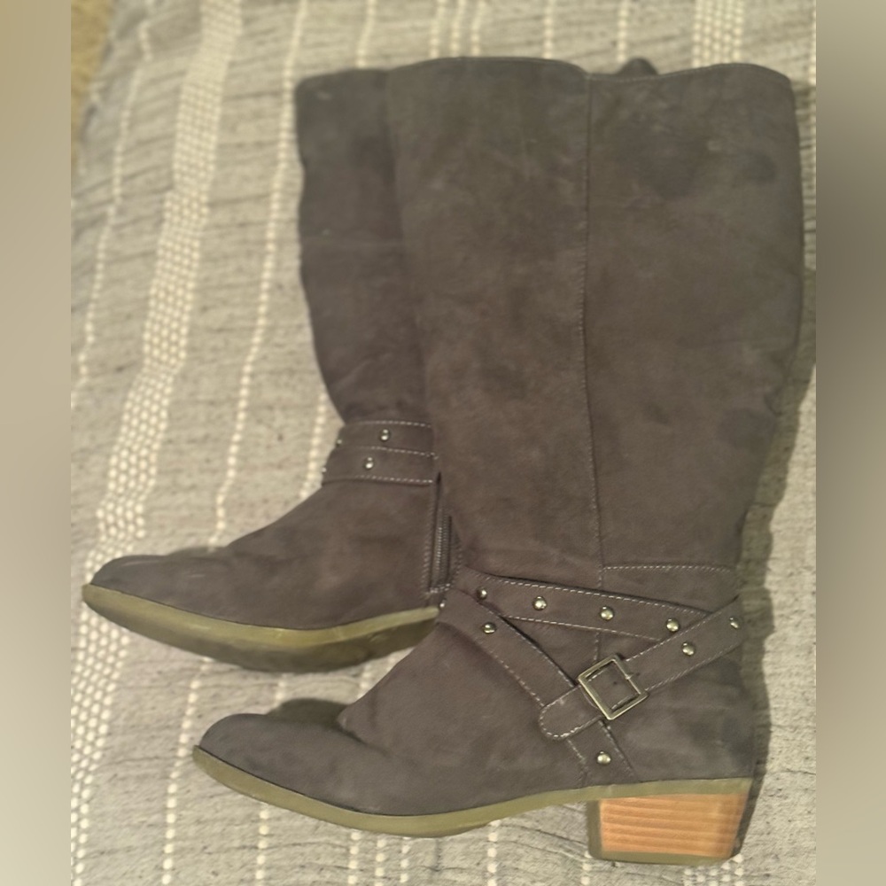 Torrid Grey Suede Tall Boots. Size 10